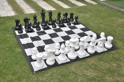 DSC1574 001 1685627912 Jumbo Chess Board