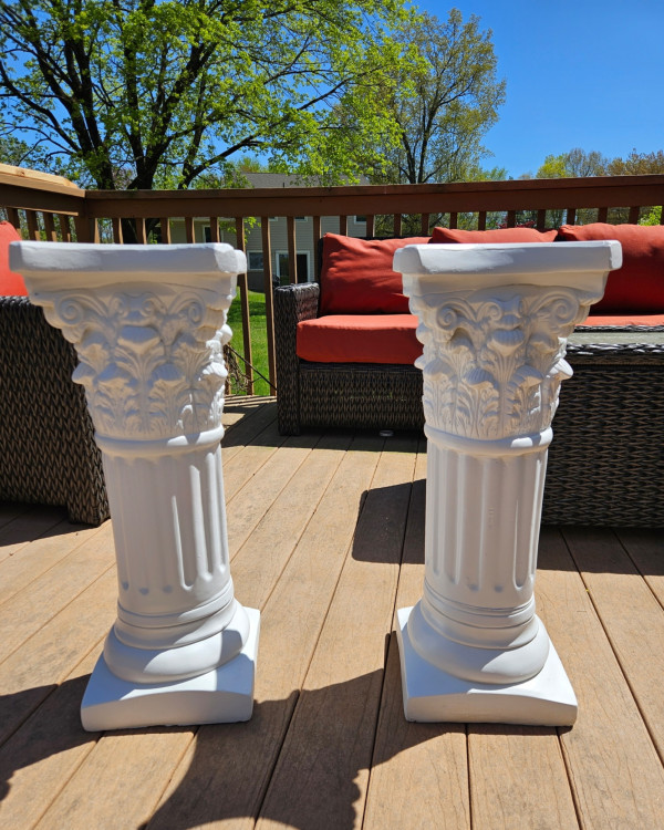 White Flower Stand set(2)